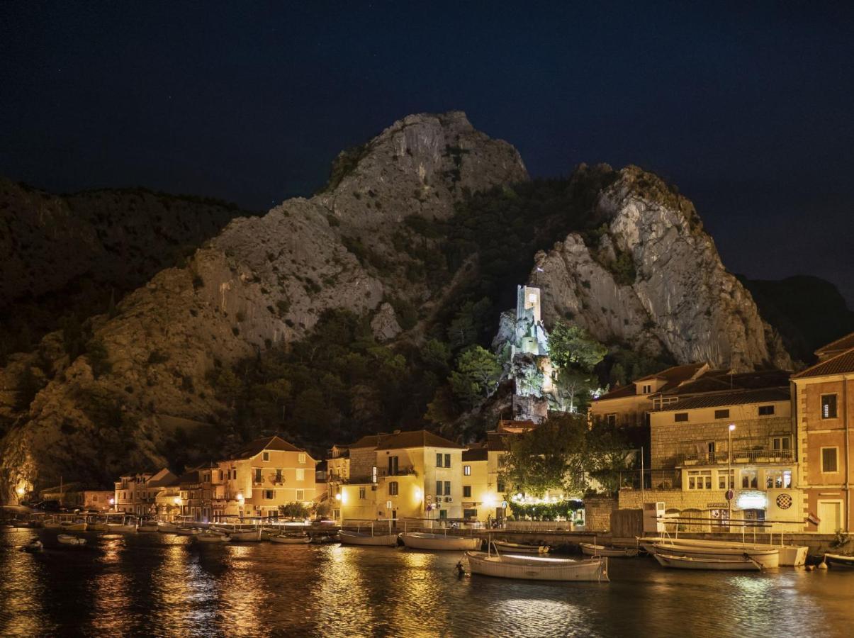 Mediteran Travel Mobile Homes Galeb Omis Exterior photo